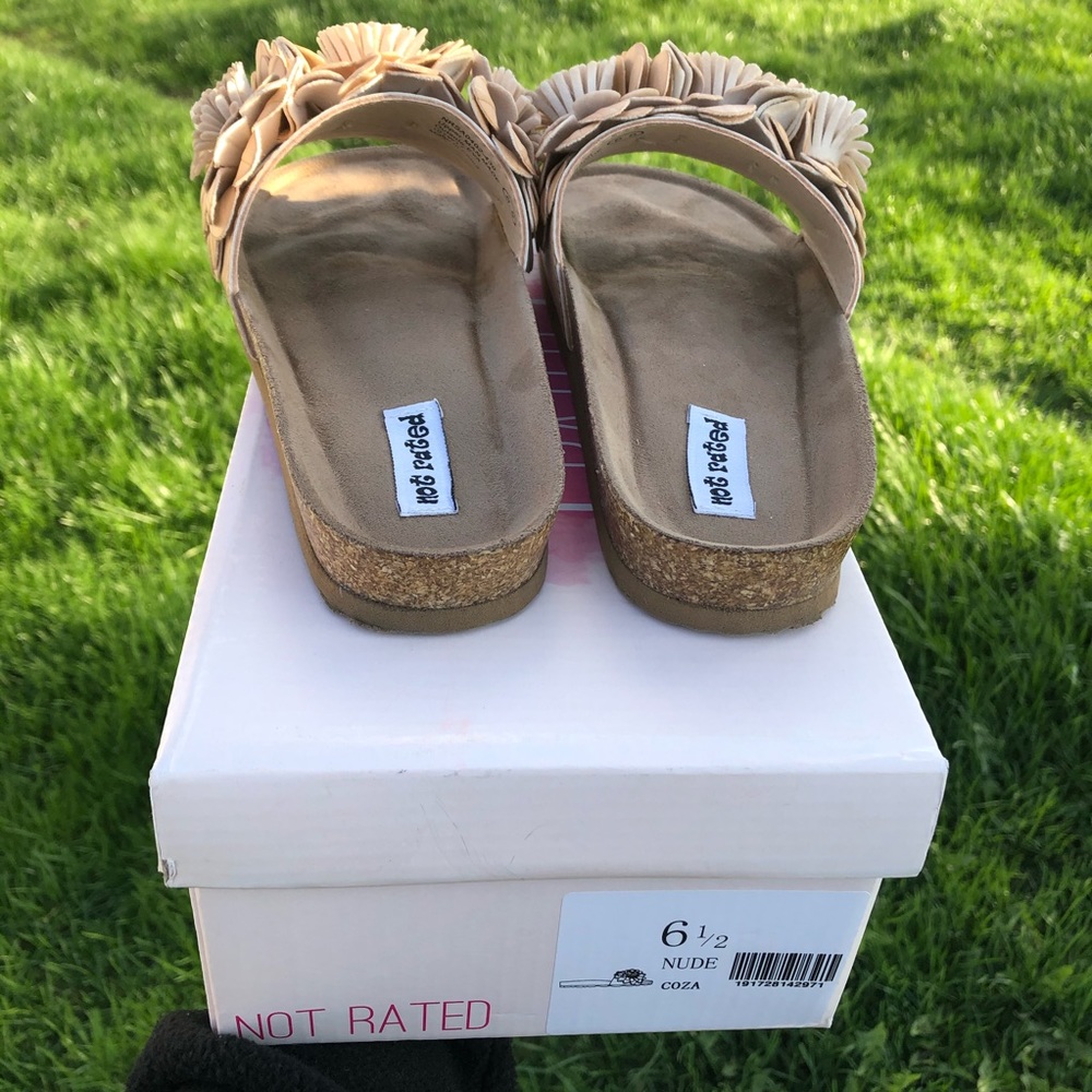 Not Rated Sandal - Picture 4 of 5